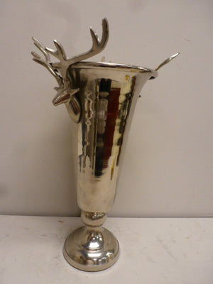 VASES & URNS
