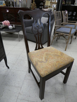 DINING CHAIR