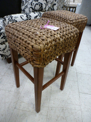 STOOLS