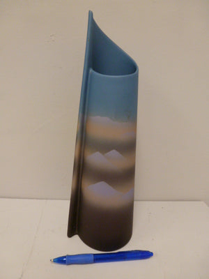 VASES & URNS