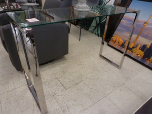 CONSOLE TABLE