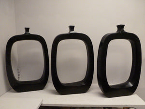 VASES & URNS